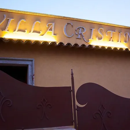 Cristina Bed & Breakfast 3*