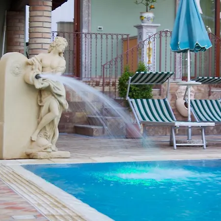 Cristina فندق مبيت وإفطار 4*